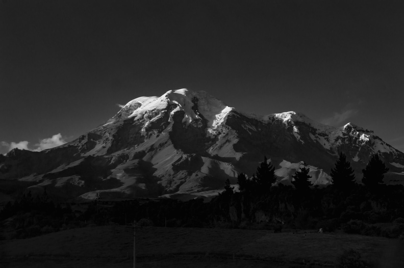 faldas-volcan-chimborazo.jpg